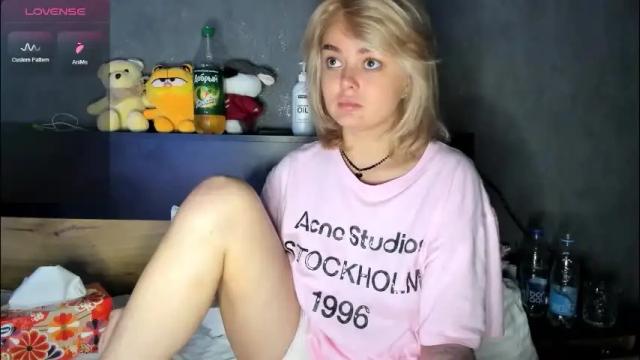 Image 7 of purebeautie Stream on Chaturbate on 1 month ago