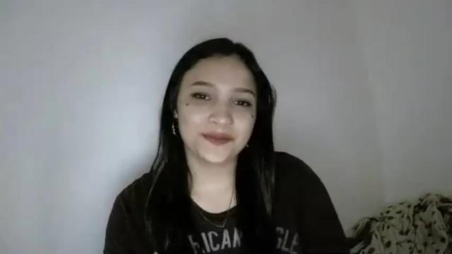 Image 4 of purple_23 Stream on Chaturbate on 17 months ago