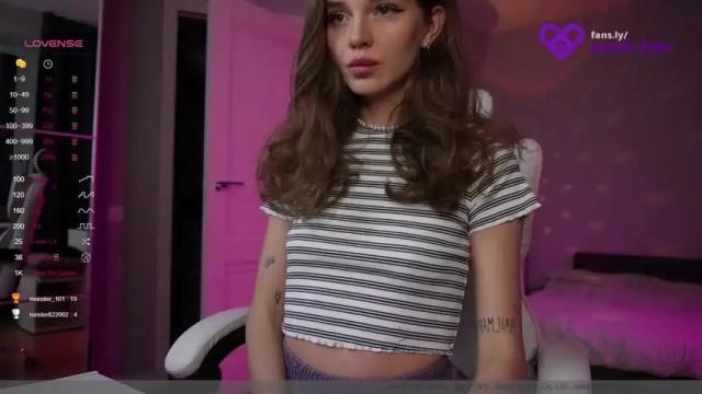 Image 6 of purple_baby Stream on Chaturbate on 21 months ago