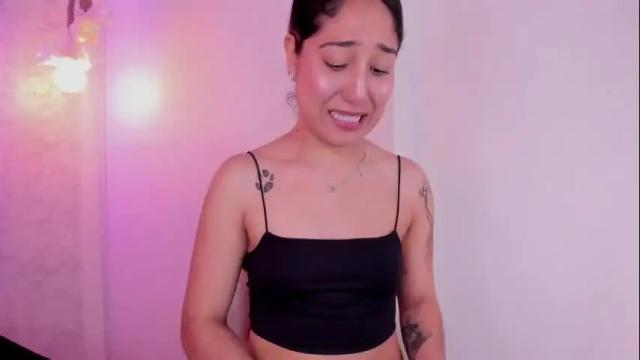 Image 7 of purple_maddie Stream on Chaturbate on 23 days ago