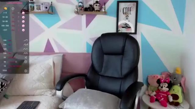 Image 4 of purplepudin___ Stream on Chaturbate on 18 months ago