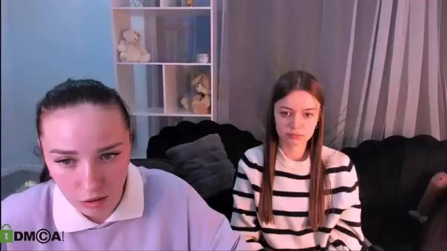 Image 12 of purr_jasmine Stream on Chaturbate on 16 months ago