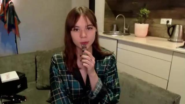 Image 6 of purr_meow Stream on Chaturbate on 19 months ago