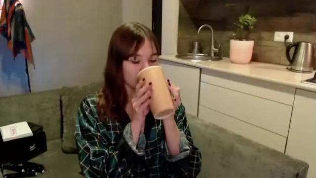 Image 7 of purr_meow Stream on Chaturbate on 19 months ago