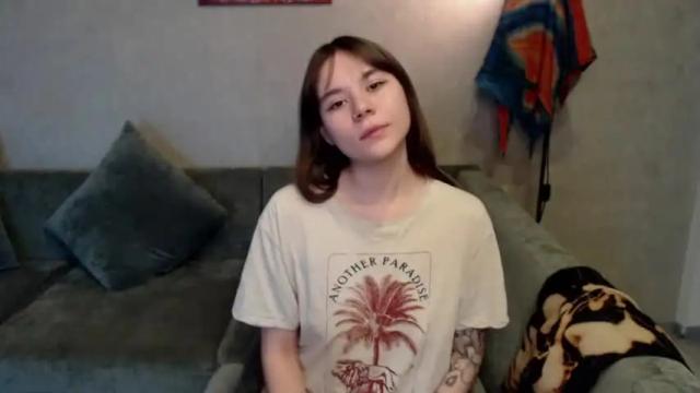 Image 10 of purr_meow Stream on Chaturbate on 19 months ago