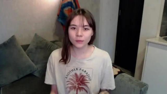 Image 2 of purr_meow Stream on Chaturbate on 19 months ago