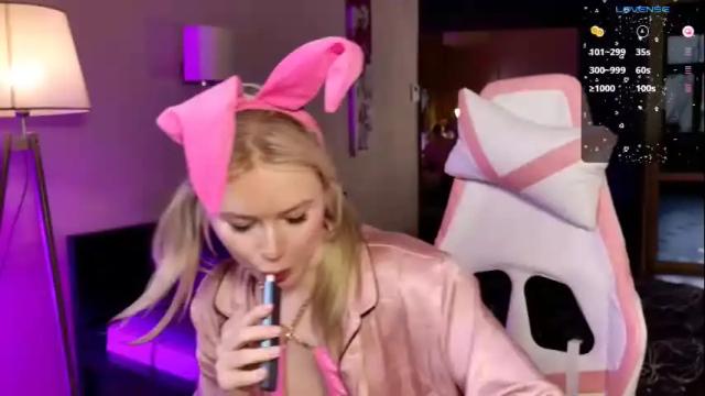 Image 6 of purr_meow Stream on Chaturbate on 1 month ago
