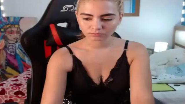 Thumbnail 3, purrfectpetals's Stream at Chaturbate, 13 months ago