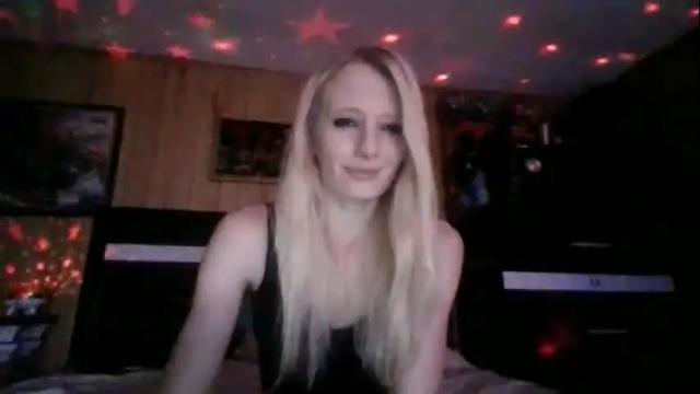 Image 12 of purrrfect_pussy24 Stream on Chaturbate on 15 months ago