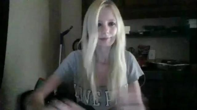 Image 3 of purrrfect_pussy24 Stream on Chaturbate on 13 months ago