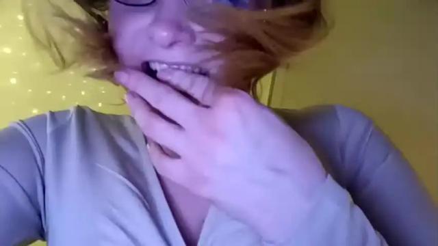 Image 7 of pussy_buterfly Stream on Chaturbate on 15 months ago