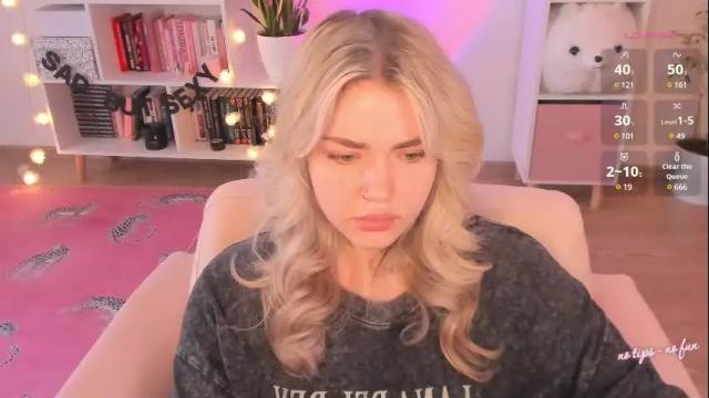 Image 12 of pussy_kattt Stream on Chaturbate on 1 month ago