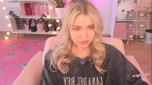 Image 6 of pussy_kattt Stream on Chaturbate on 1 month ago