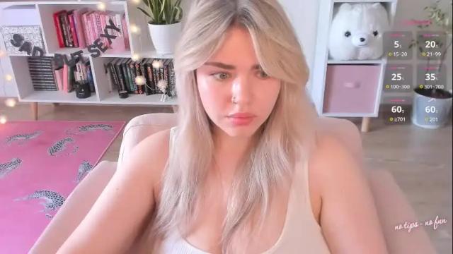 Image 4 of pussy_kattt Stream on Chaturbate on 1 month ago