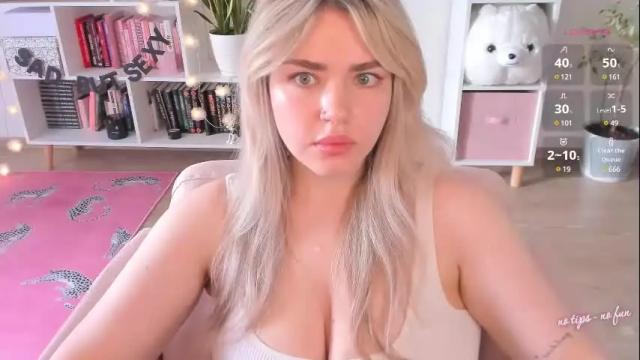 Image 8 of pussy_kattt Stream on Chaturbate on 1 month ago