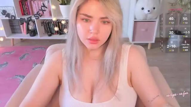 Image 7 of pussy_kattt Stream on Chaturbate on 28 days ago