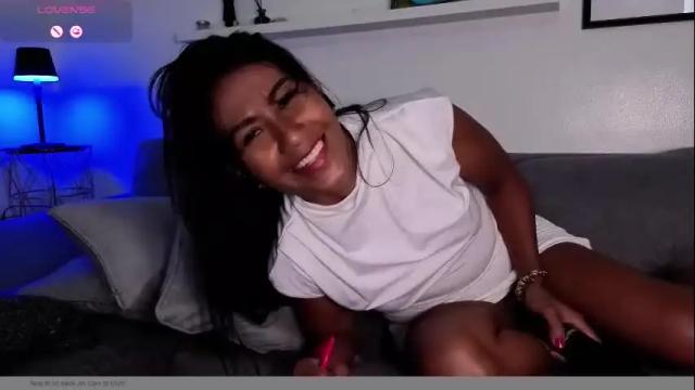 Image 10 of pussycash Stream on Chaturbate on 16 days ago