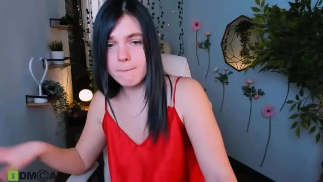 Image 4 of pussysaurus_ Stream on Chaturbate on 13 months ago