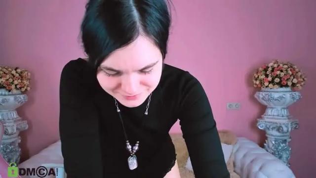 Image 6 of pussysaurus_ Stream on Chaturbate on 13 months ago
