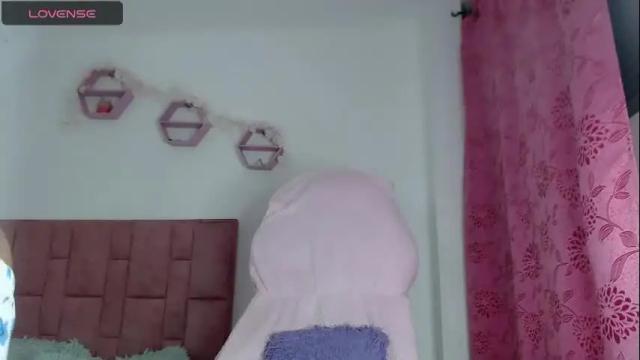 Image 4 of q_helen Stream on Chaturbate on 4 days ago