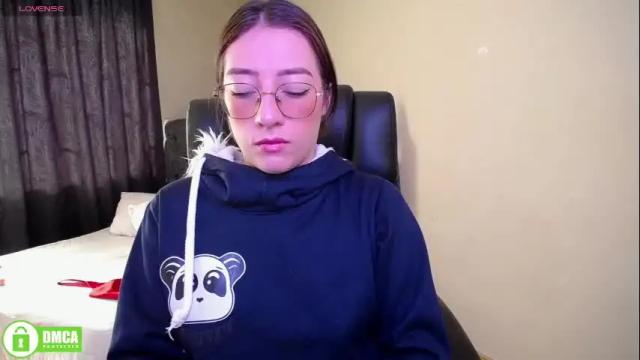 Image 6 of qadesh_boix Stream on Chaturbate on 28 days ago