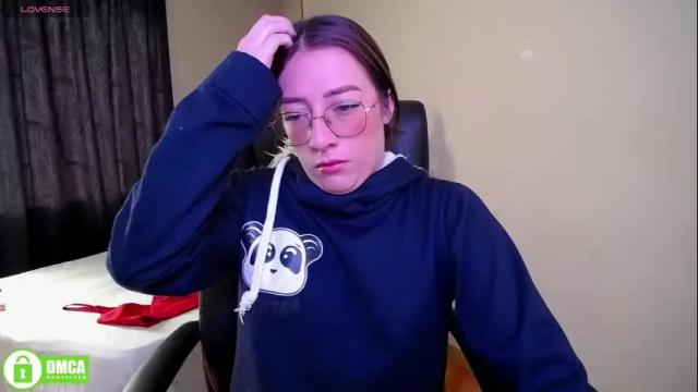 Image 7 of qadesh_boix Stream on Chaturbate on 28 days ago