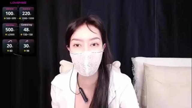 Image 6 of qianqian_ Stream on Chaturbate on 28 days ago