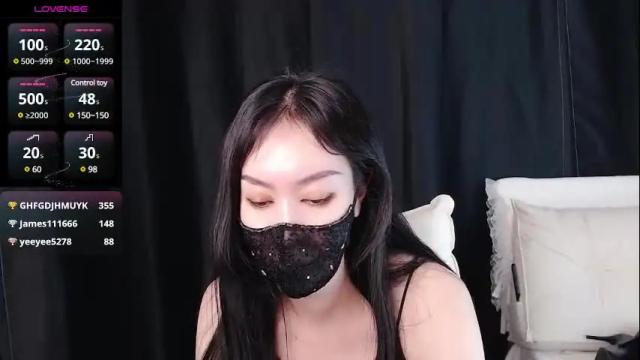Image 12 of qianqian_ Stream on Chaturbate on 25 days ago