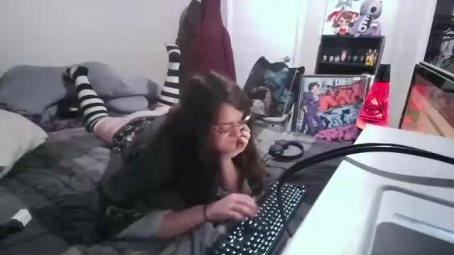 Image 2 of qtbigbooty Stream on Chaturbate on 18 months ago