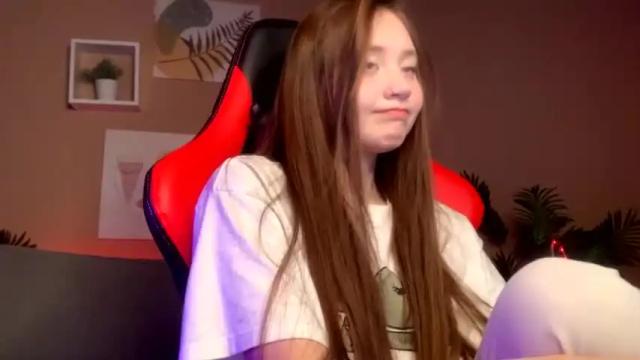 Image 3 of qtiee Stream on Chaturbate on 21 months ago