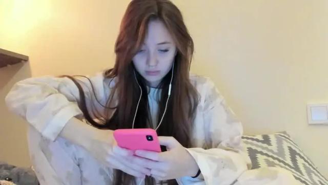 Image 2 of qtiee Stream on Chaturbate on 20 months ago