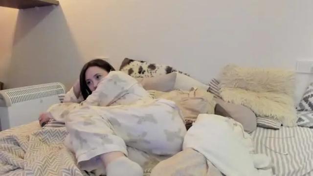 Image 3 of qtiee Stream on Chaturbate on 20 months ago