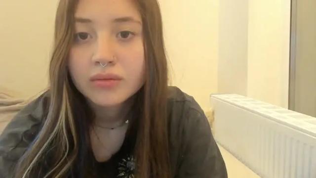 Thumbnail 1, qtiee's Stream at Chaturbate, 19 months ago