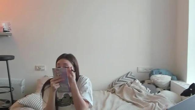 Image 3 of qtiee Stream on Chaturbate on 18 months ago