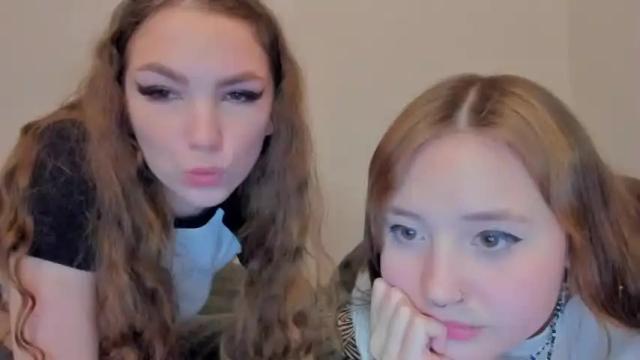 Image 12 of qtiee Stream on Chaturbate on 16 months ago