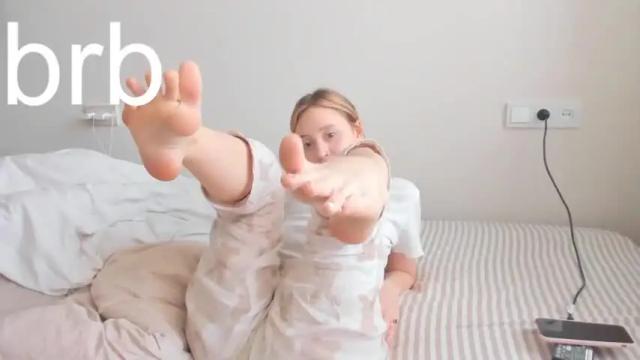 Image 3 of qtiee Stream on Chaturbate on 15 months ago