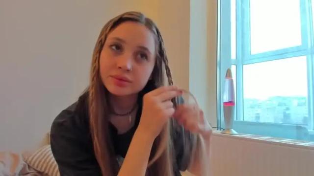 Image 2 of qtiee Stream on Chaturbate on 14 months ago