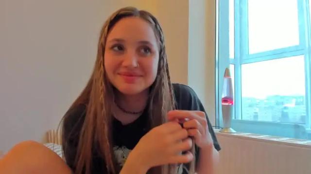Image 4 of qtiee Stream on Chaturbate on 14 months ago