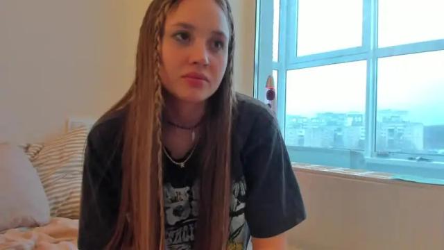 Thumbnail 3, qtiee's Stream at Chaturbate, 14 months ago