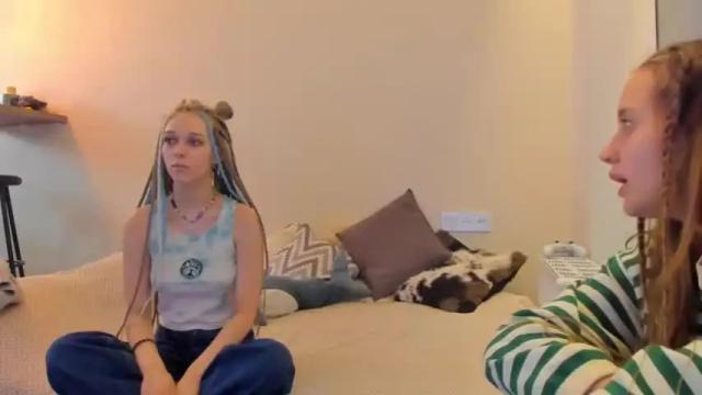Image 3 of qtiee Stream on Chaturbate on 14 months ago