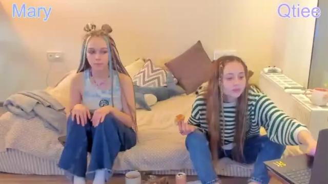 Image 6 of qtiee Stream on Chaturbate on 14 months ago