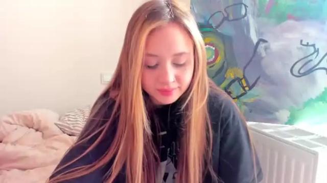 Image 6 of qtiee Stream on Chaturbate on 14 months ago