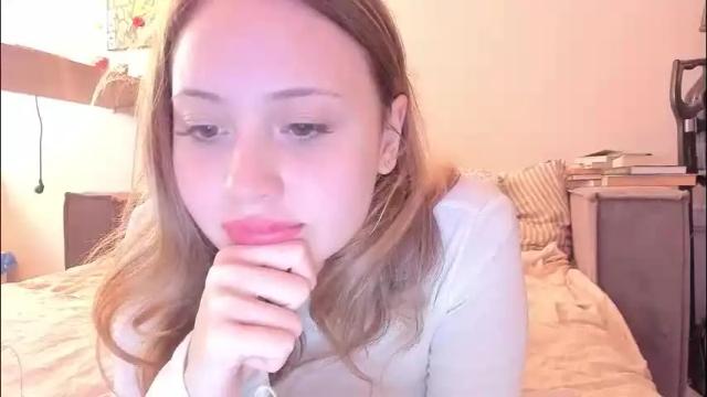 Image 4 of qtiee Stream on Chaturbate on 3 months ago