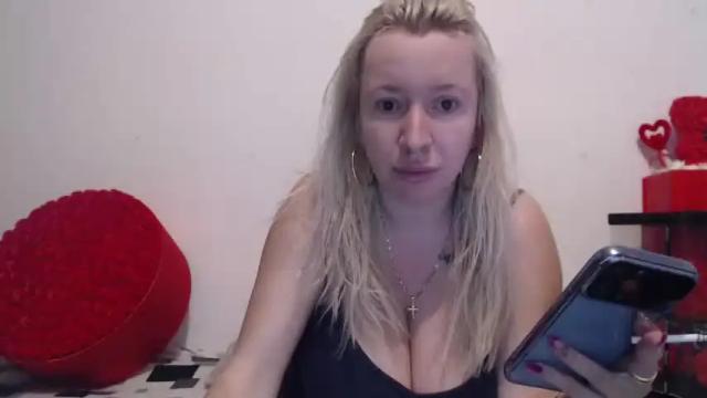 Image 6 of qualityshow Stream on Chaturbate on 13 months ago