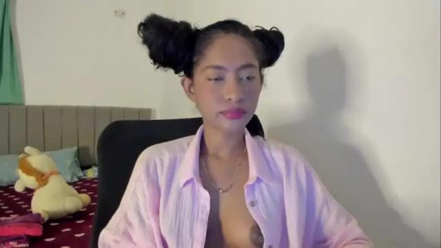 Image 11 of queen__ariel Stream on Chaturbate on 13 months ago