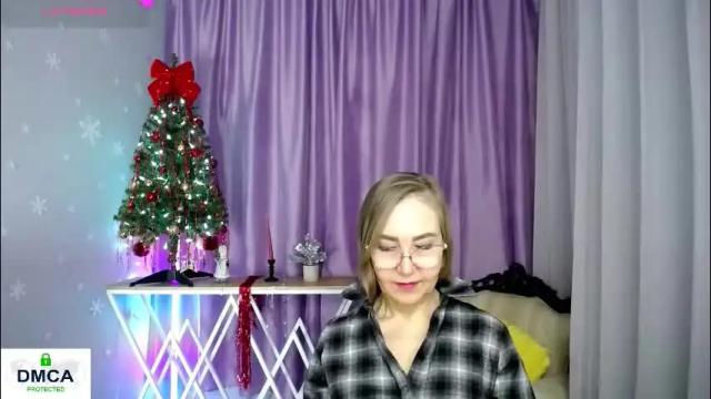 Image 3 of queen_a_n_i Stream on Chaturbate on 24 days ago