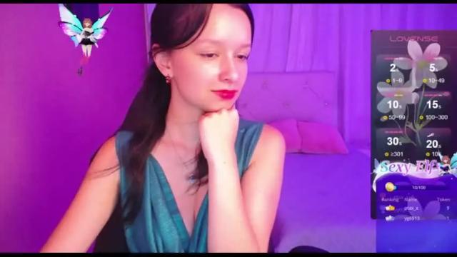 Image 12 of queen_andromeda Stream on Chaturbate on 20 months ago