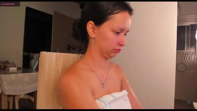 Image 4 of queen_andromeda Stream on Chaturbate on 14 months ago