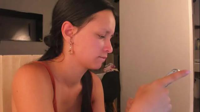 Image 3 of queen_andromeda Stream on Chaturbate on 1 month ago