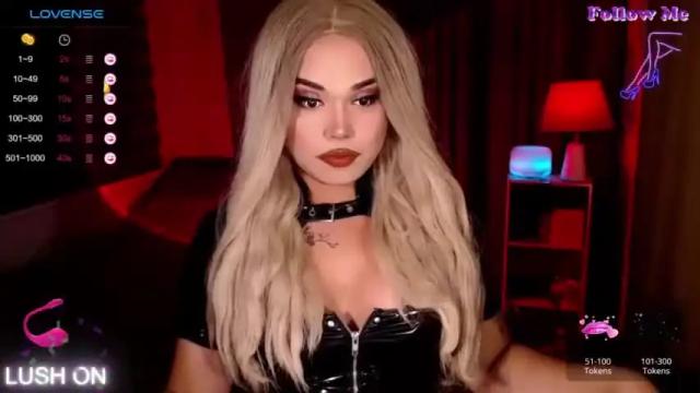 Image 7 of queen_annaxxx Stream on Chaturbate on 18 months ago